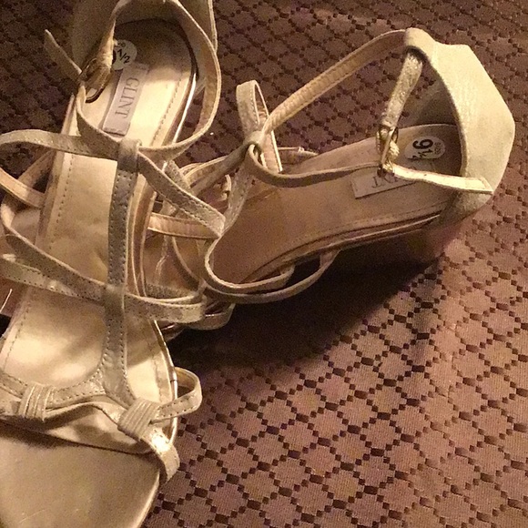 NWT Strappy Sandals - Picture 2 of 5